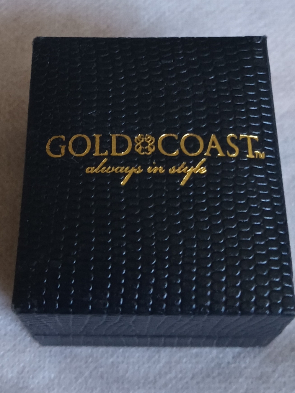 GOLDCOAST ALWAYS IN STYLE 14K. GOLD PLATED TOPAZ PENDANT NECKLACE BOXED